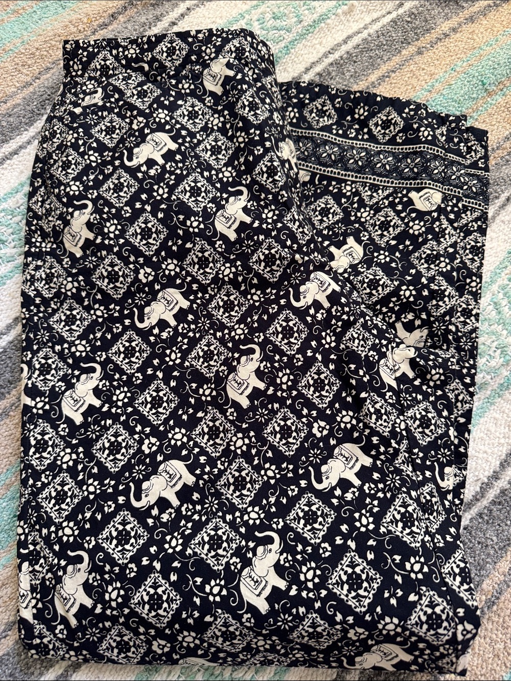 Liz Claiborne Tabitha  Print Slacks